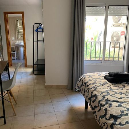 Hostal Casa Michaels Мора д'Ебре Екстериор снимка