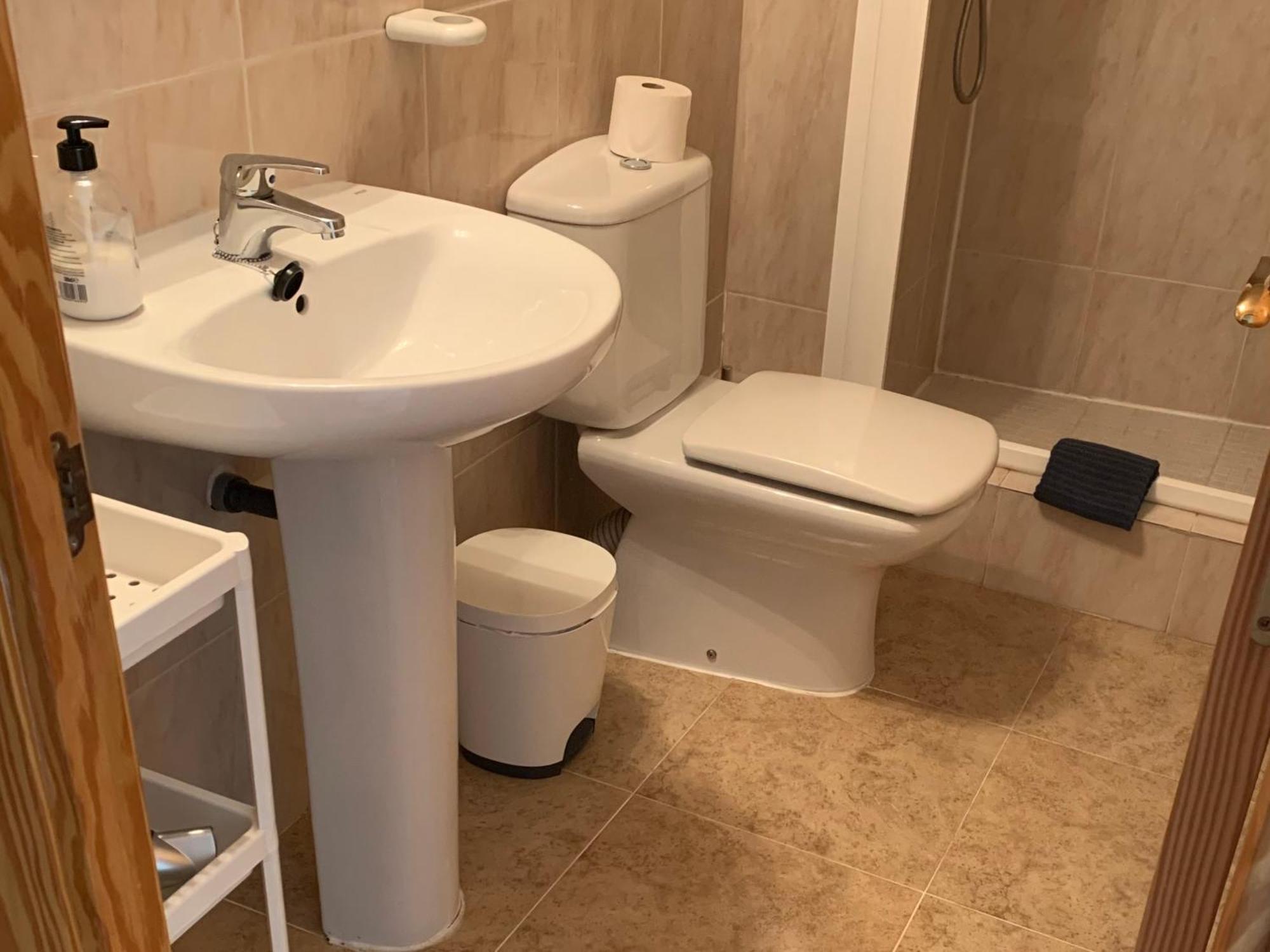 Hostal Casa Michaels Мора д'Ебре Екстериор снимка