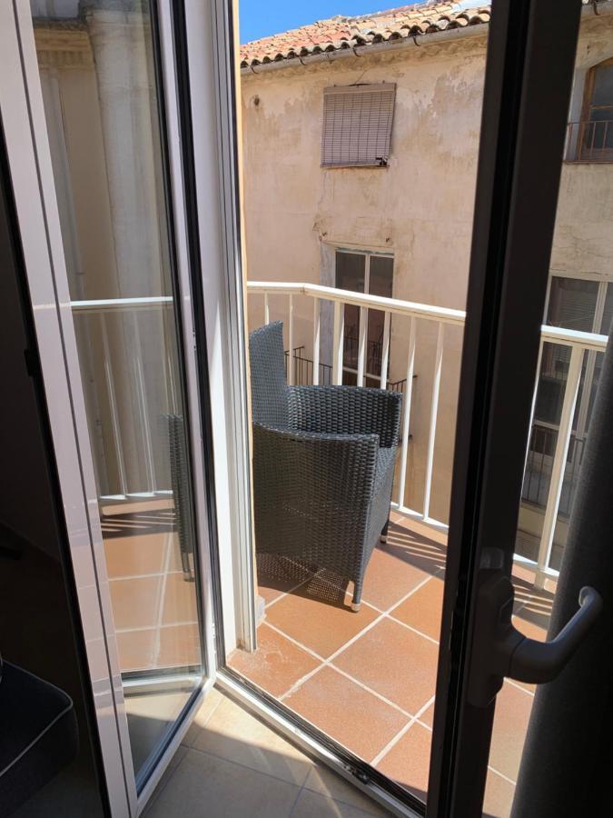 Hostal Casa Michaels Мора д'Ебре Екстериор снимка
